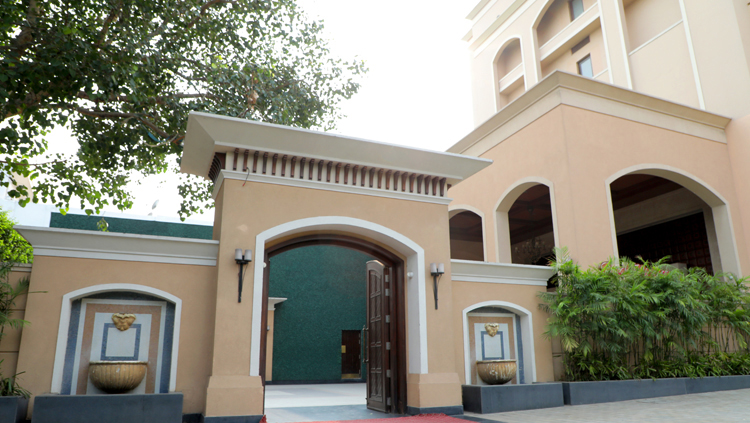 Hotel Maharaja Regency